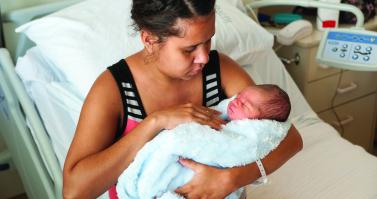 Indigenous mum and bub photo